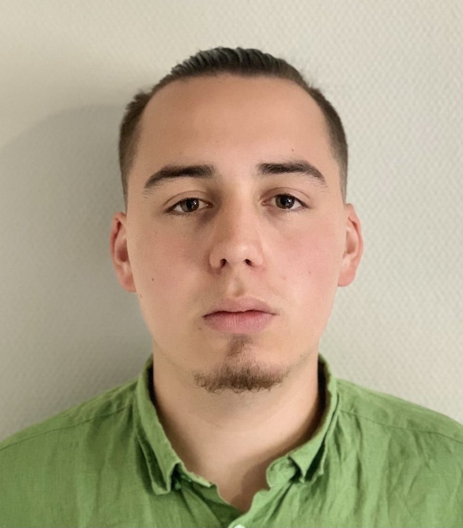 Akio LEROGERON